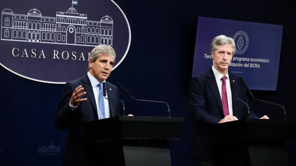 FIN DEL CEPO | Entre la esperanza y el riesgo de una nueva devaluación 3 cepo