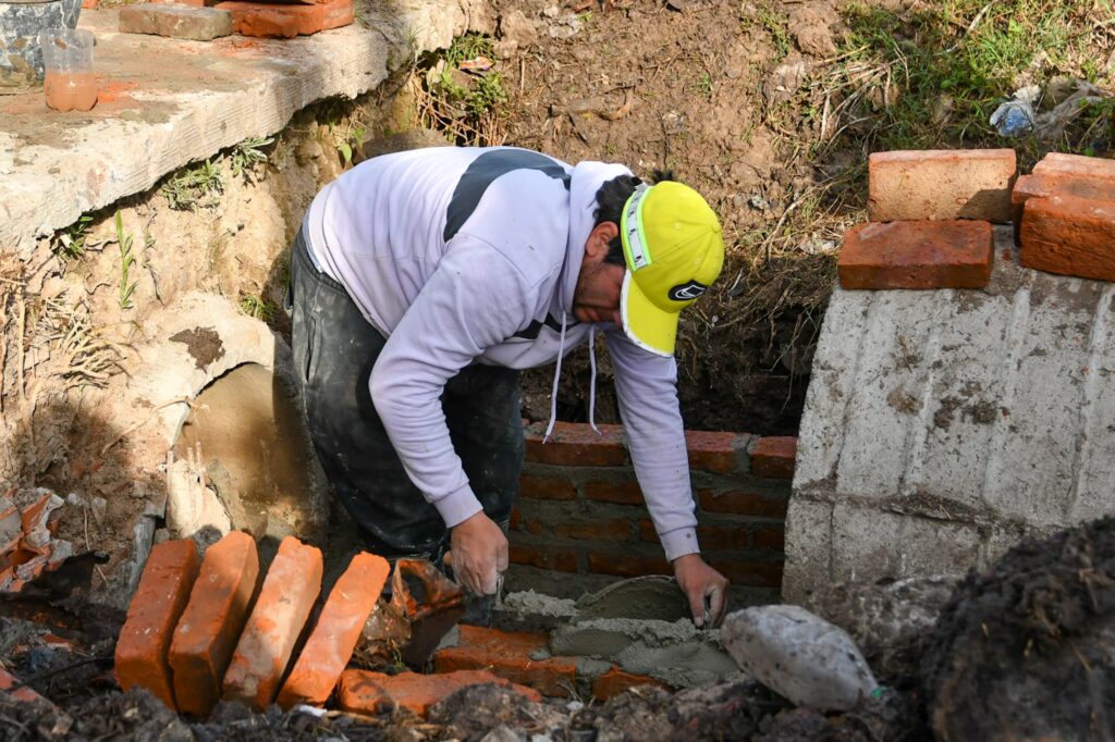 SERVICIOS | En varios frentes, San Vicente avanza con obras y mejoras en los barrios 4