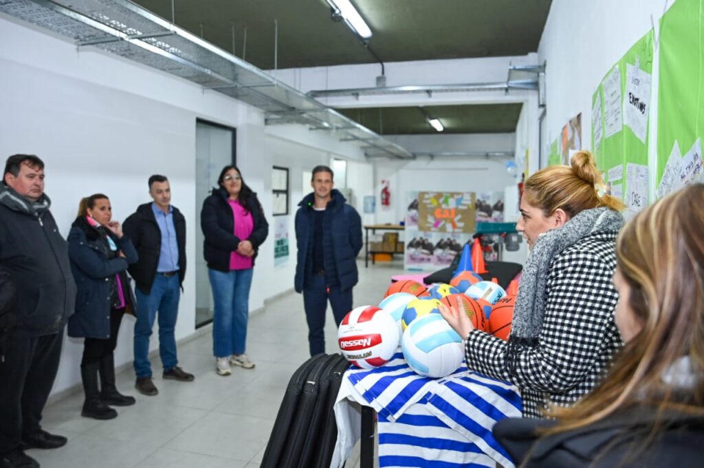 EDUCACIÓN | El Municipio anunció la construcción de un playón deportivo para la Técnica 3 3