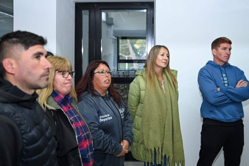 EDUCACIÓN | El Municipio anunció la construcción de un playón deportivo para la Técnica 3 4