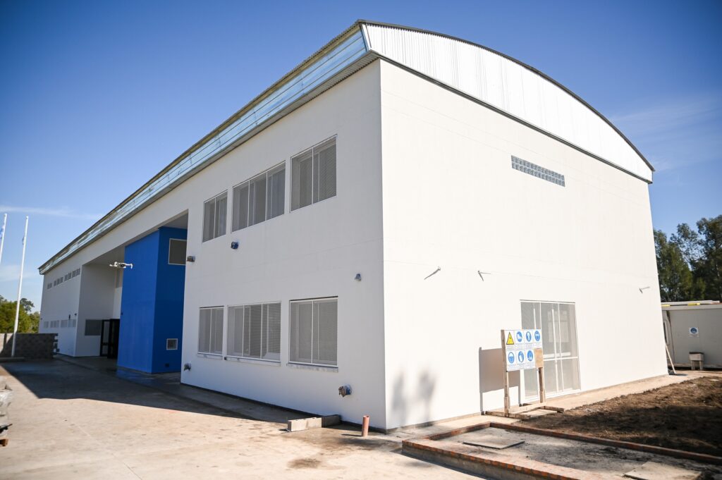 REACTIVACIÓN DE OBRAS | San Vicente va por más escuelas en el distrito. 19 obras