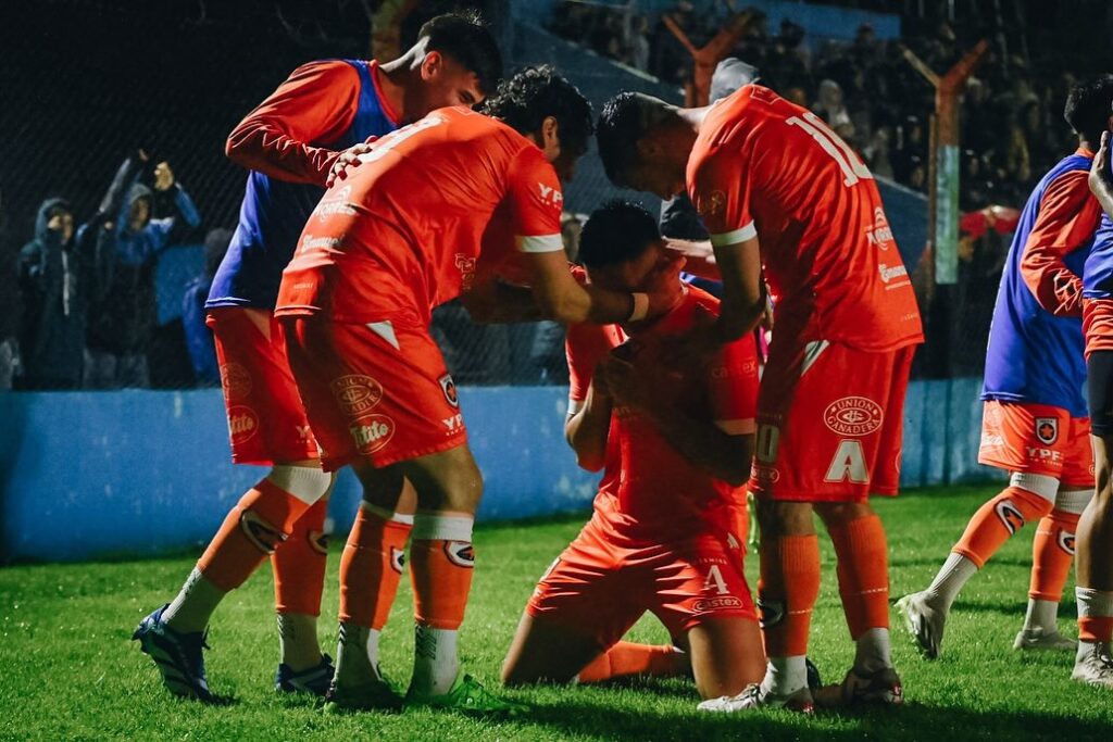 REDUCIDO | Estrella del Sur no pudo con Deportivo Español 4