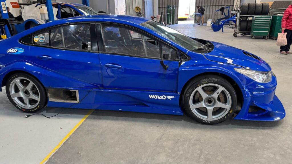 PEGÓ EL SALTO | Julián Ramos debuta en el TC 2000 4