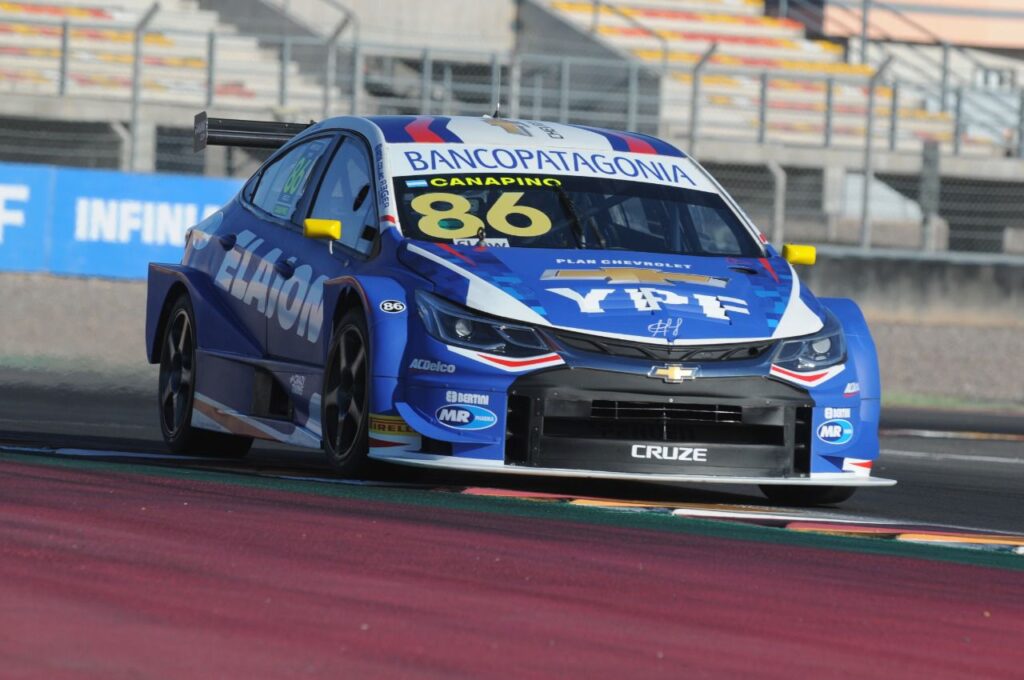 PEGÓ EL SALTO | Julián Ramos debuta en el TC 2000 3