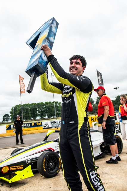 OTRA COPA PARA SAN VICENTE | Julián Ramos es el nuevo campeón de la Fórmula Nacional Argentina 5