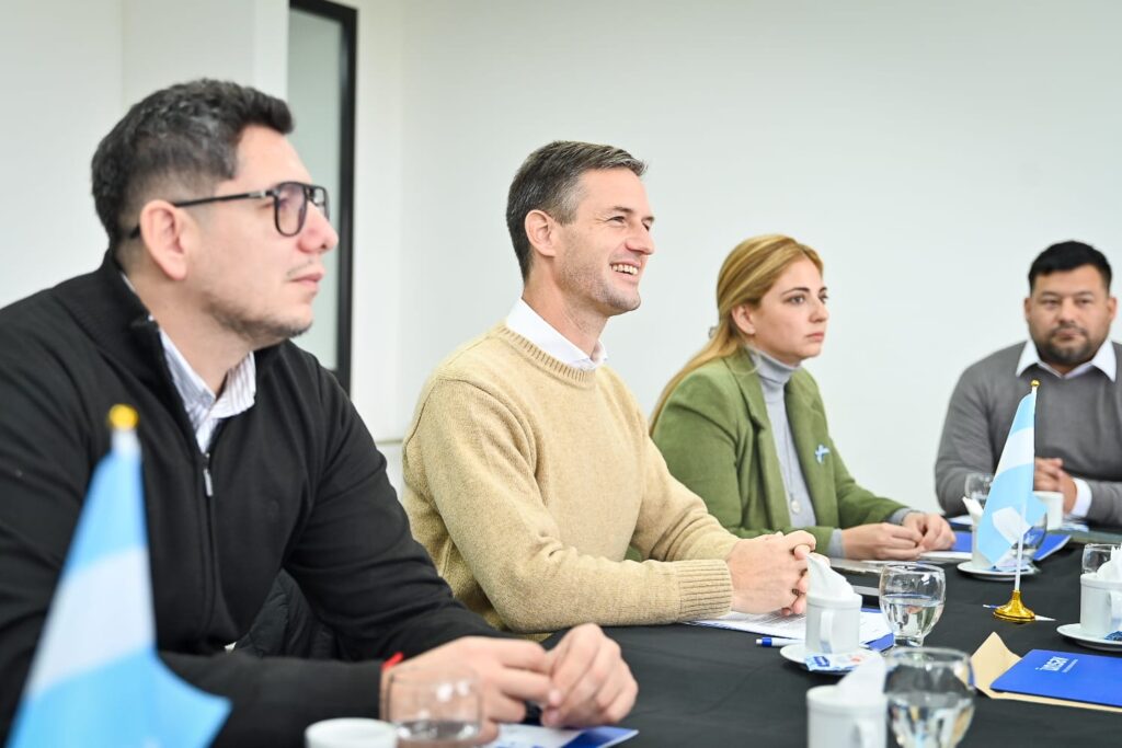Reunión de Mantegazza y el Diputado nacional Nicolás Trotta para avanzar en la presentación del Proyecto de Ley para la creación de la Universidadd e San Vicente