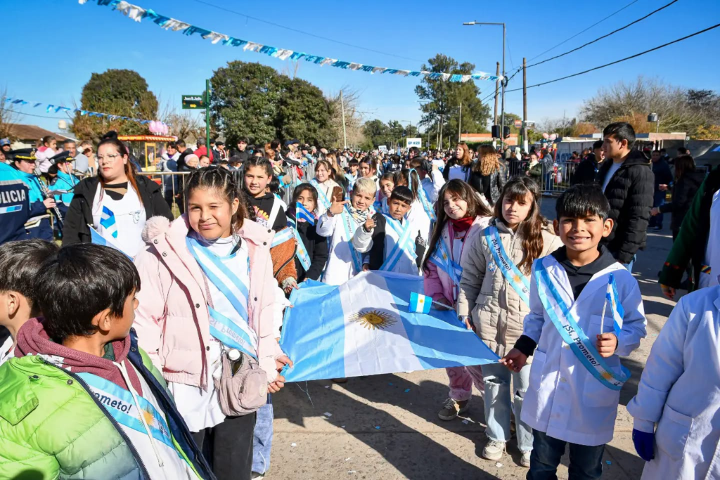 DÍA DE LA BANDERA | Domselaar fue el epicentro de la emoción patria 9