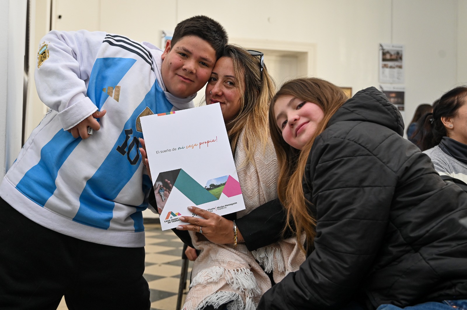 readjudicación de 14 viviendas en el Barrio Empalme