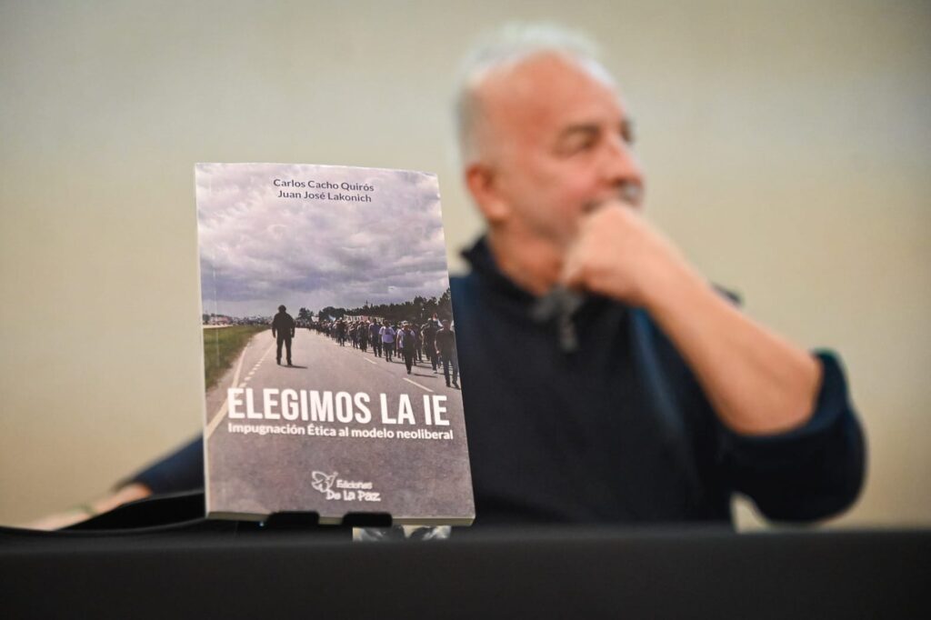 presentacion-libro-elegimos-la-ie-san-vicente.jpg