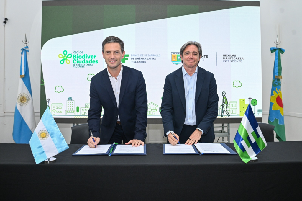 Firma del convenio de adhesión a la Red de BiodiverCiudades y ciudades sostenibles en San Vicente.