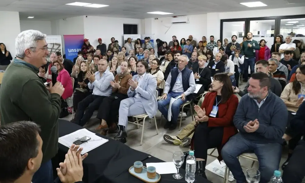 Ronda de negocios e intercambio comercial entre comercializadoras solidarias y productores de alimentos de las cooperativas agropecuarias
