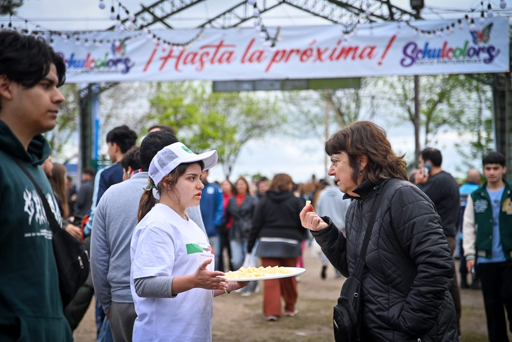 ÉXITO TOTAL | La 15° Fiesta de la Mozzarella reafirmó la identidad y el motor productivo de San Vicente 10 Degustaciones en la Fiesta de la Mozzarella en el Predio Ferial Vieja Estación